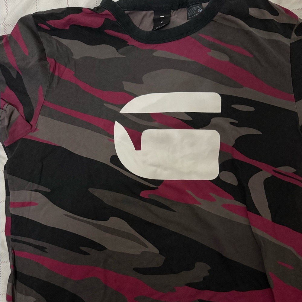 G-Star Camouflage Tee in Black, Gray, and Red